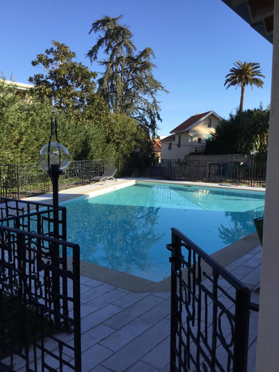 Ancre Du Cap Apartment Антиб Екстериор снимка